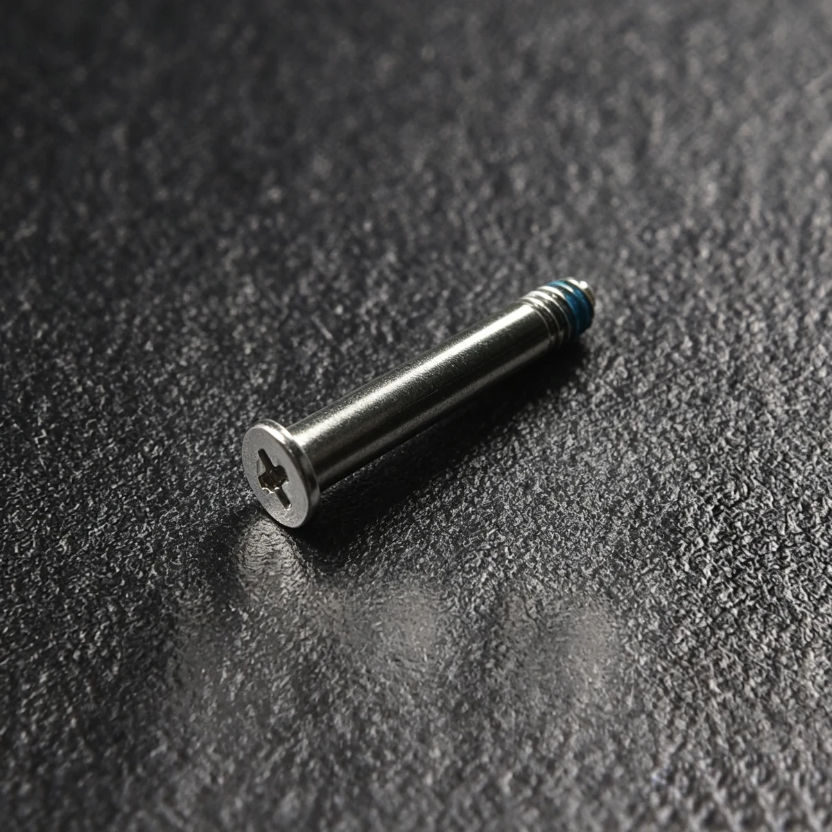 Precision Micro Decorative Phillips Ultra Low Profile Shoulder Screw With Nylon Patch